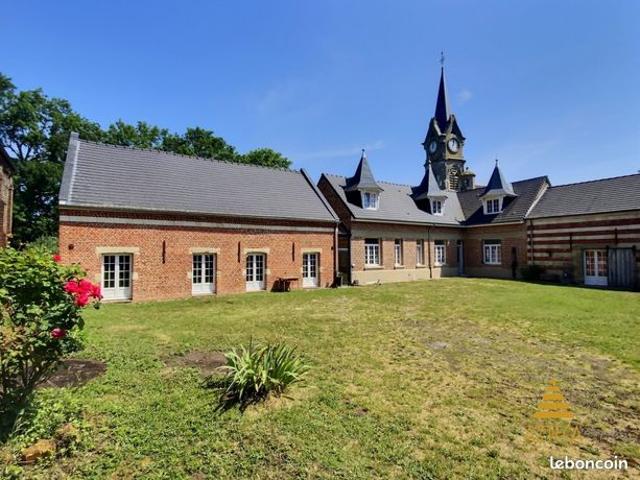 Propriété 5 pièces 217 m²