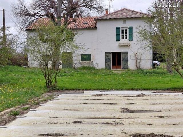 Propriété 5 pièces 210 m²