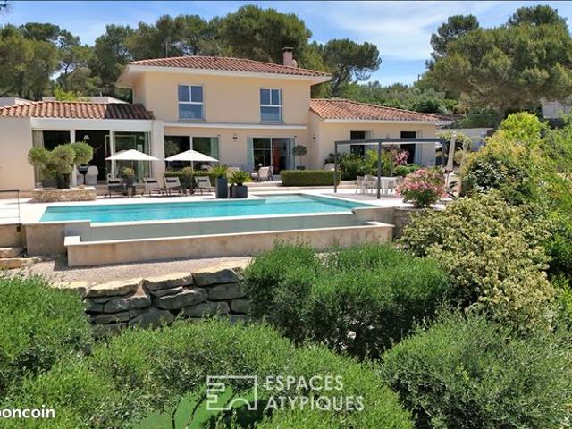 Propriété 5 pièces 220 m²