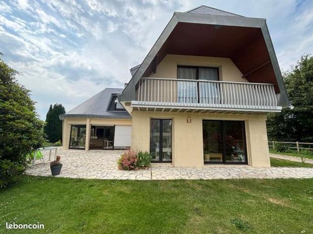 Propriété 5 pièces 220 m²