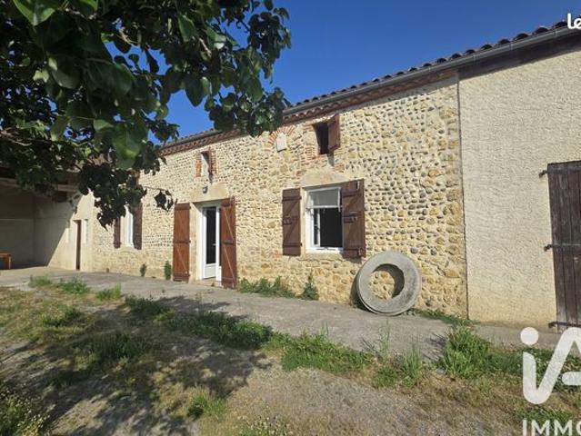 Propriété 5 pièces 223 m²