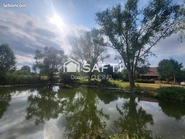 Propriété 5 pièces 239 m²