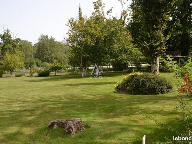 Propriété 5 pièces 240 m²