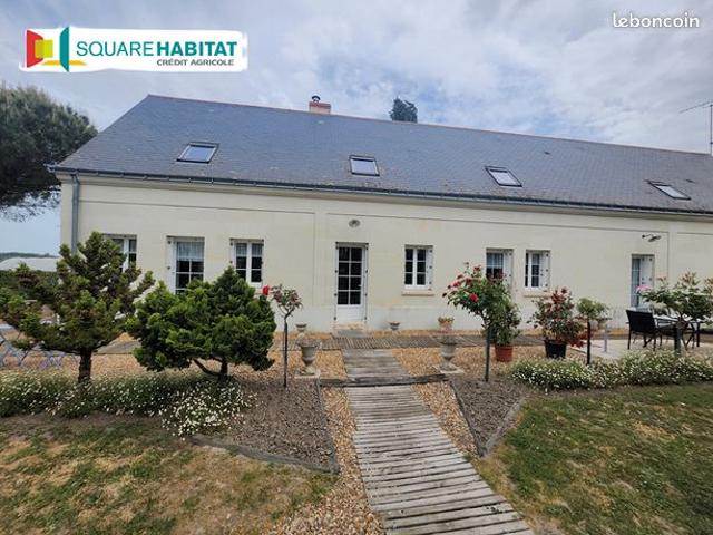 Propriété 5 pièces 241 m²