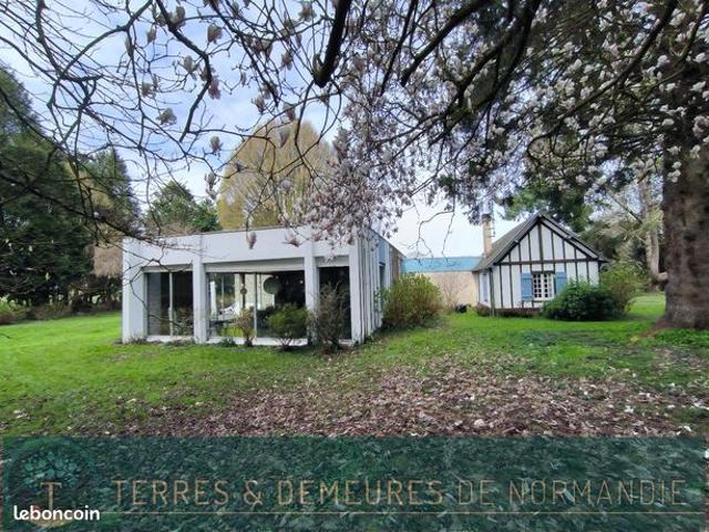 Propriété 5 pièces 250 m²