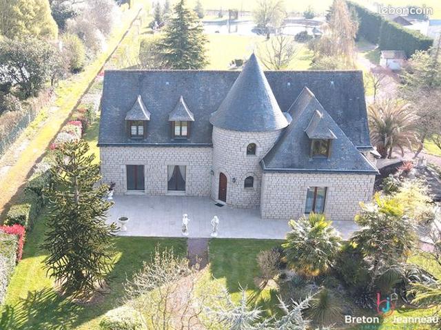 Propriété 5 pièces 260 m²
