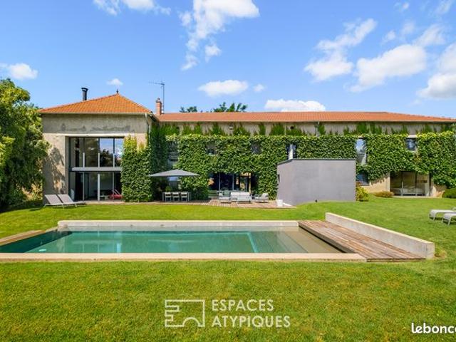 Propriété 5 pièces 260 m²