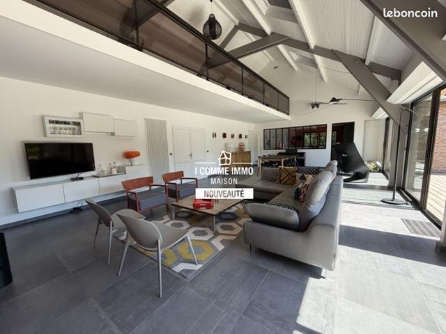 Propriété 5 pièces 260 m²