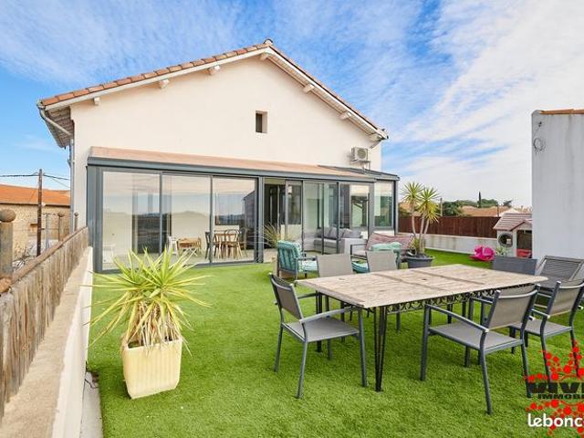 Propriété 5 pièces 275 m²