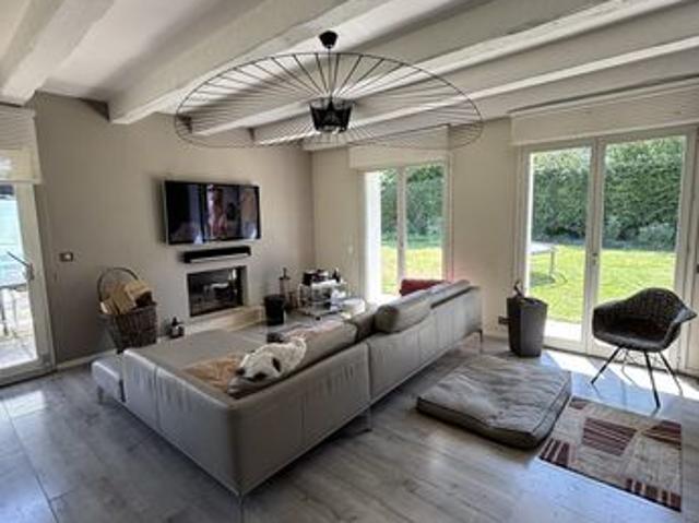 Propriété 5 pièces 300 m²