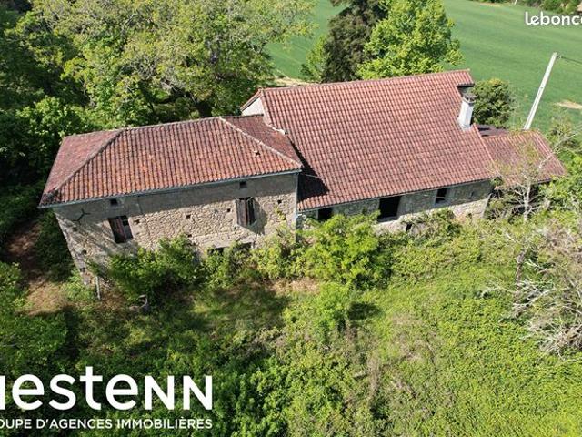 Propriété 5 pièces 302 m²
