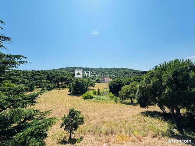 Propriété 5 pièces 484 m²