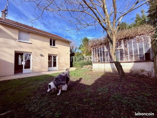 Propriété 5 pièces 77 m²