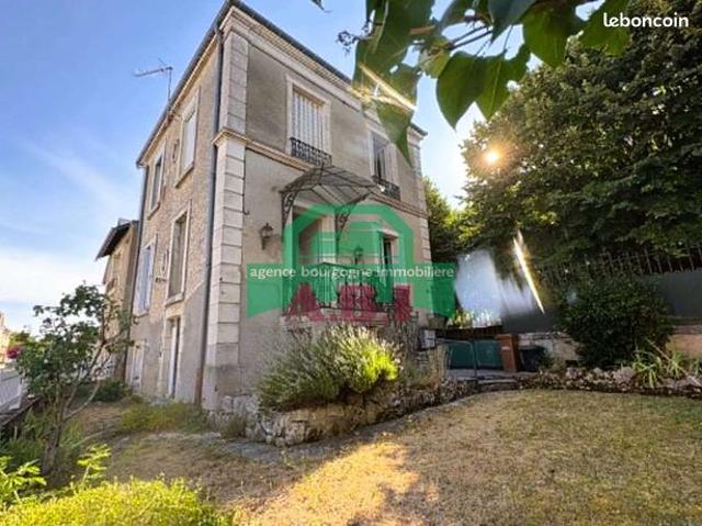 Propriété 5 pièces 80 m²
