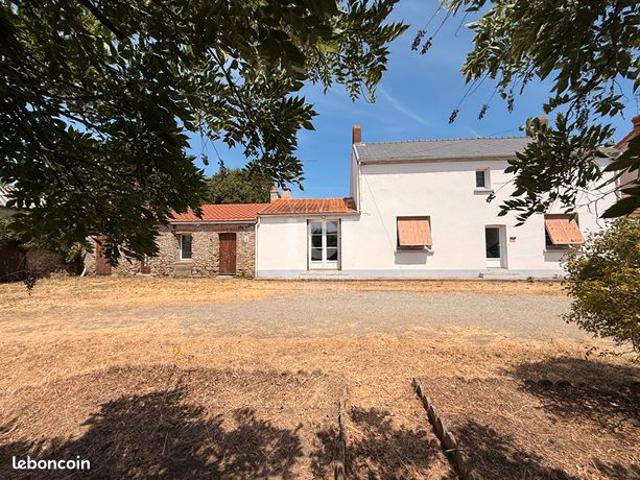 Propriété 5 pièces 82 m²