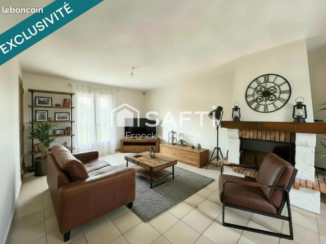 Propriété 5 pièces 82 m²