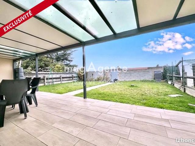 Propriété 5 pièces 82 m²