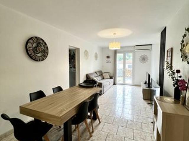 Propriété 5 pièces 82 m²