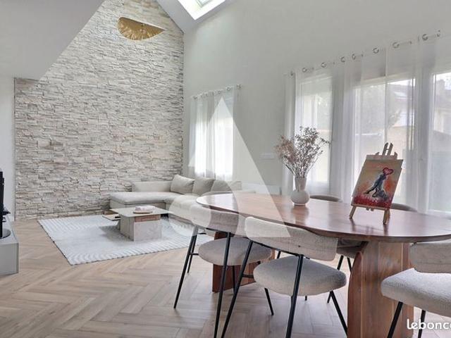 Propriété 5 pièces 85 m²