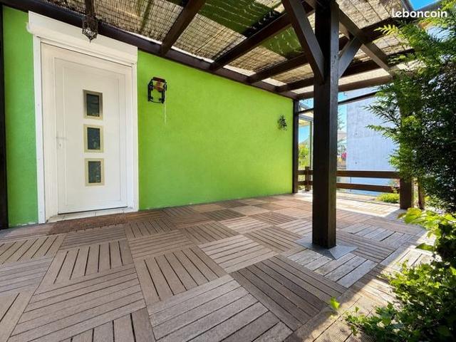 Propriété 5 pièces 85 m²