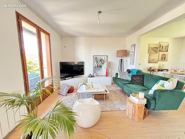 Propriété 5 pièces 85 m²