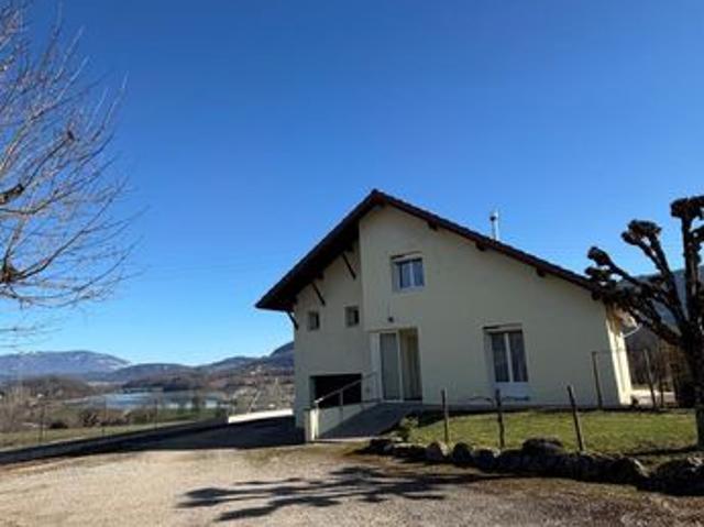 Propriété 5 pièces 85 m²