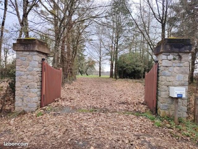 Propriété 5 pièces 85 m²