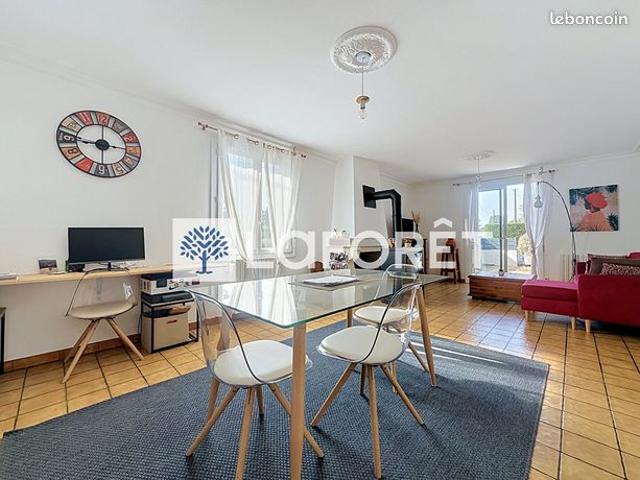 Propriété 5 pièces 90 m²