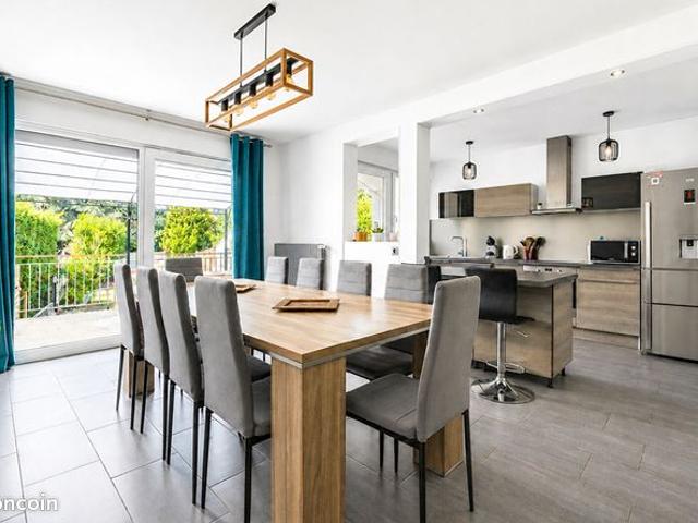 Propriété 5 pièces 90 m²
