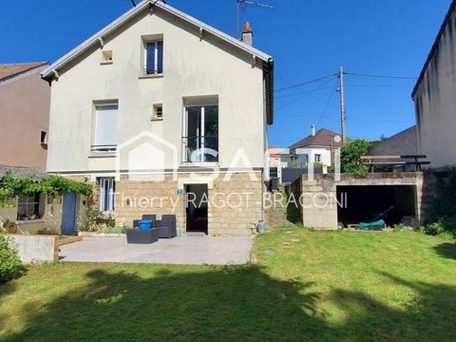 Propriété 5 pièces 90 m²