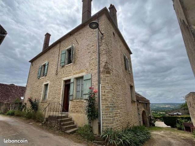 Propriété 5 pièces 92 m²