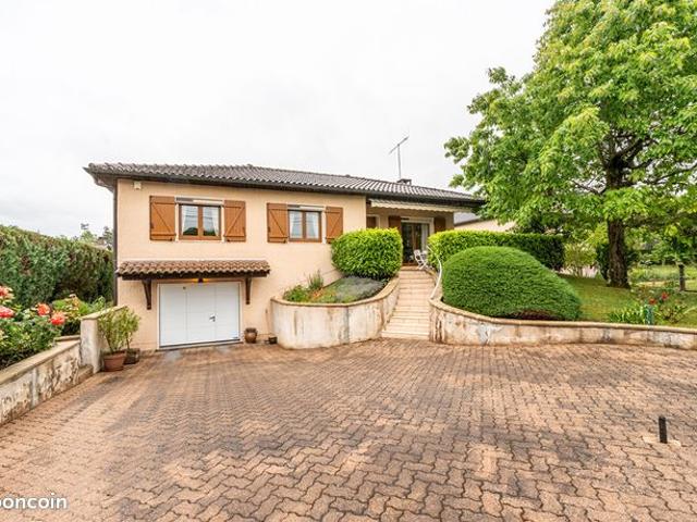 Propriété 5 pièces 92 m²