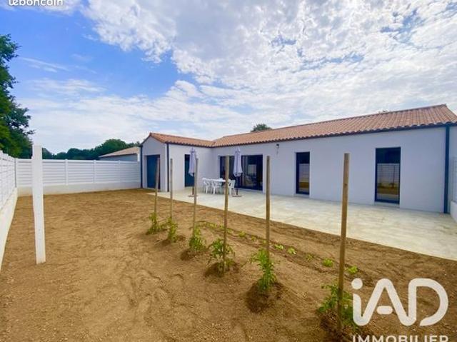 Propriété 5 pièces 94 m²