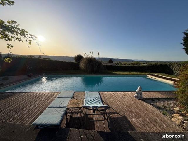 Propriété 5 pièces 96 m²