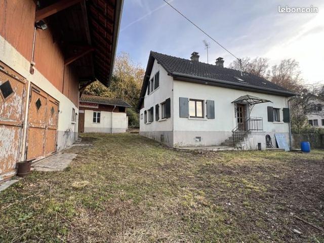 Propriété 5 pièces 96 m²