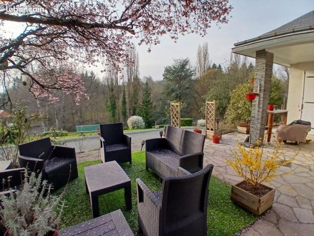 Propriété 5 pièces 98 m²