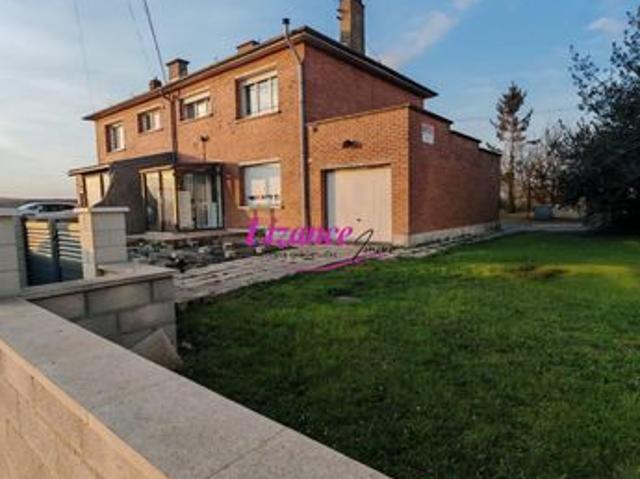 Propriété 5 pièces 99 m²