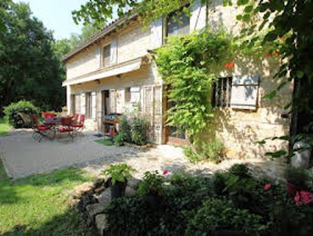 Propriété avec jardin