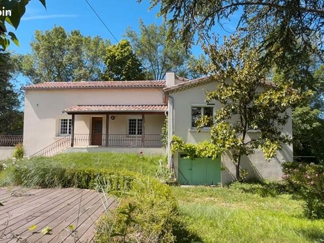 Propriété 6 pièces 104 m²