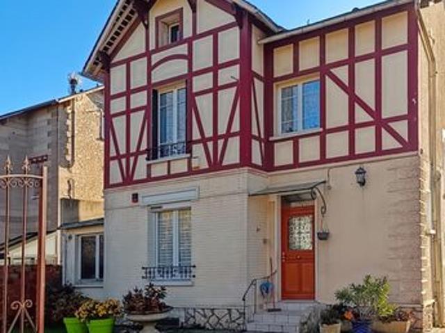 Propriété 6 pièces 106 m²