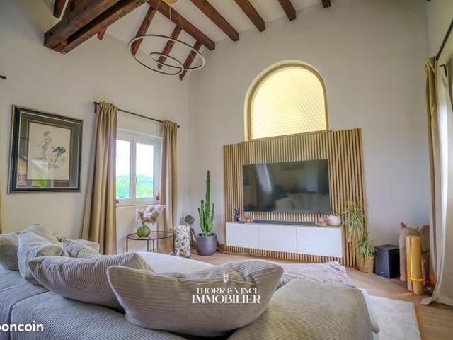 Propriété 6 pièces 107 m²