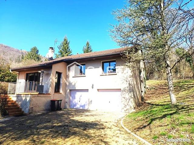 Propriété 6 pièces 107 m²