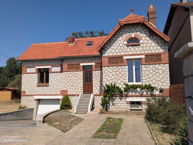 Propriété 6 pièces 107 m²