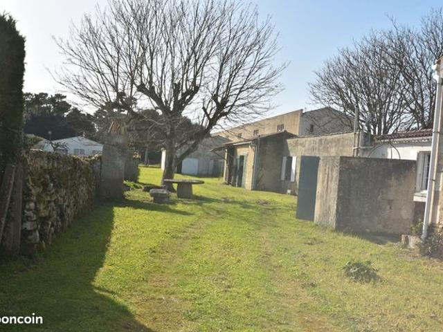 Propriété 6 pièces 100 m²