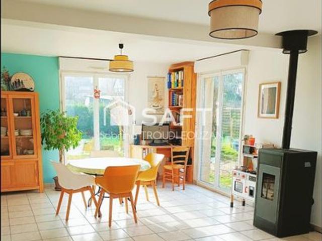 Propriété 6 pièces 101 m²