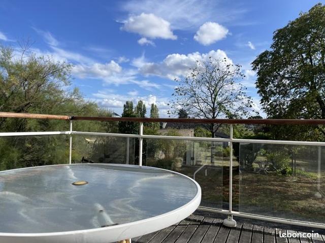 Propriété 6 pièces 102 m²