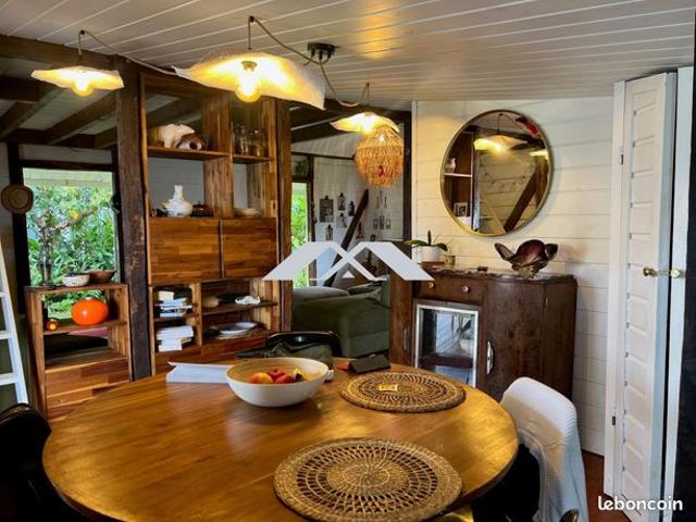 Propriété 6 pièces 102 m²