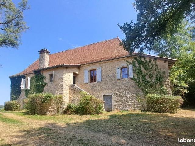 Propriété 6 pièces 103 m²