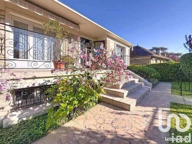 Propriété 6 pièces 103 m²