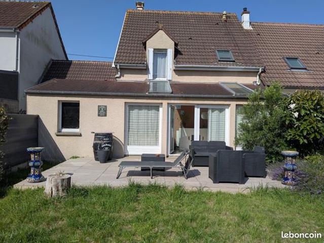 Propriété 6 pièces 103 m²